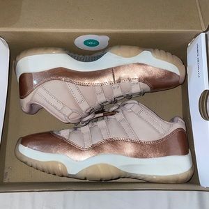 Womens air Jordan 11 retro